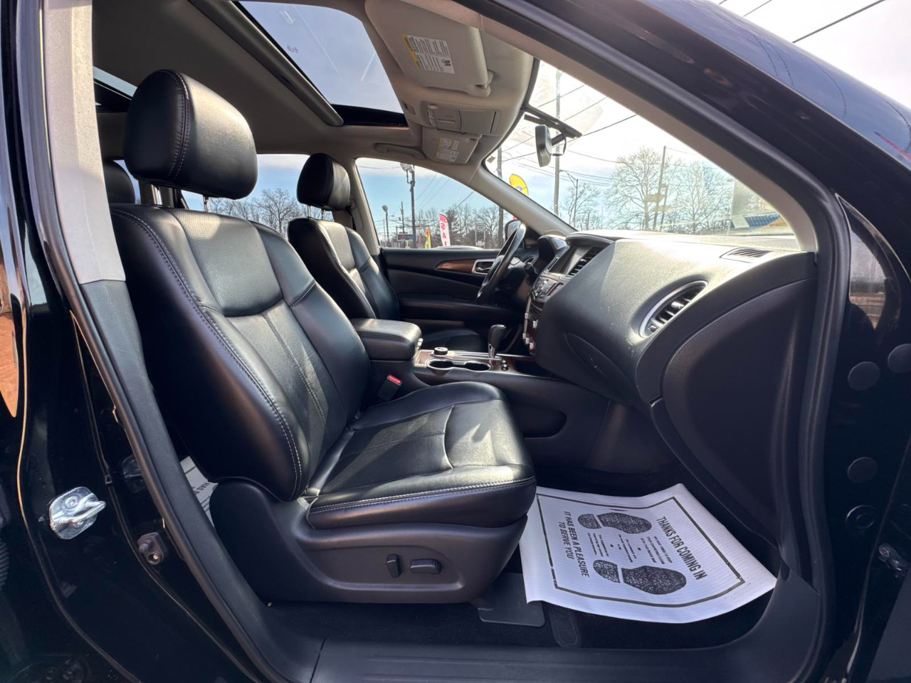 Nissan Pathfinder 4x4 Platinum 2017