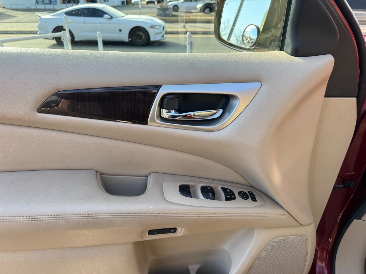 Nissan Pathfinder 4WD 4dr SL 2014