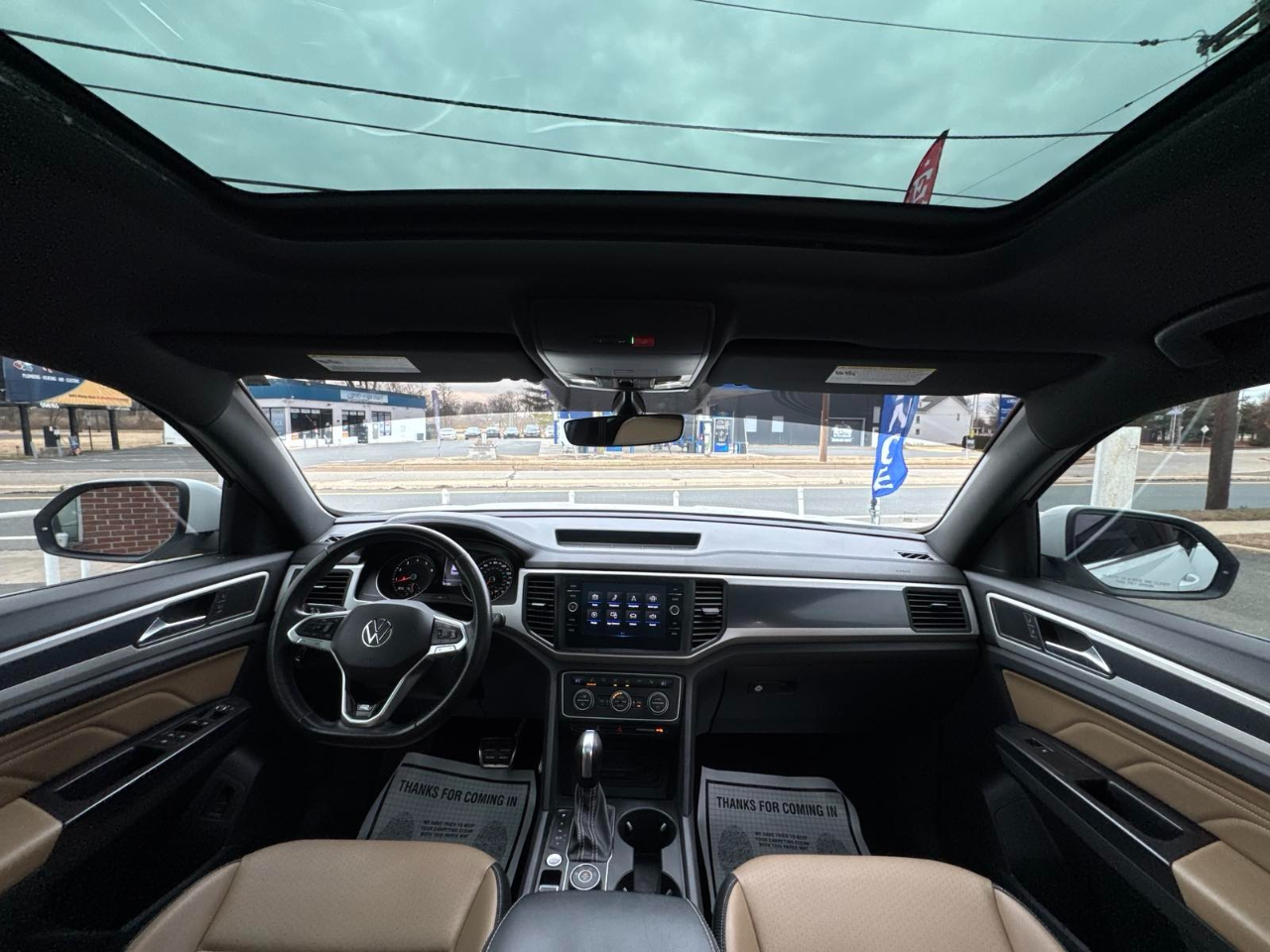 Volkswagen Atlas Cross Sport 3.6L V6 SE w/Technology R-Line 4MOTION 2021