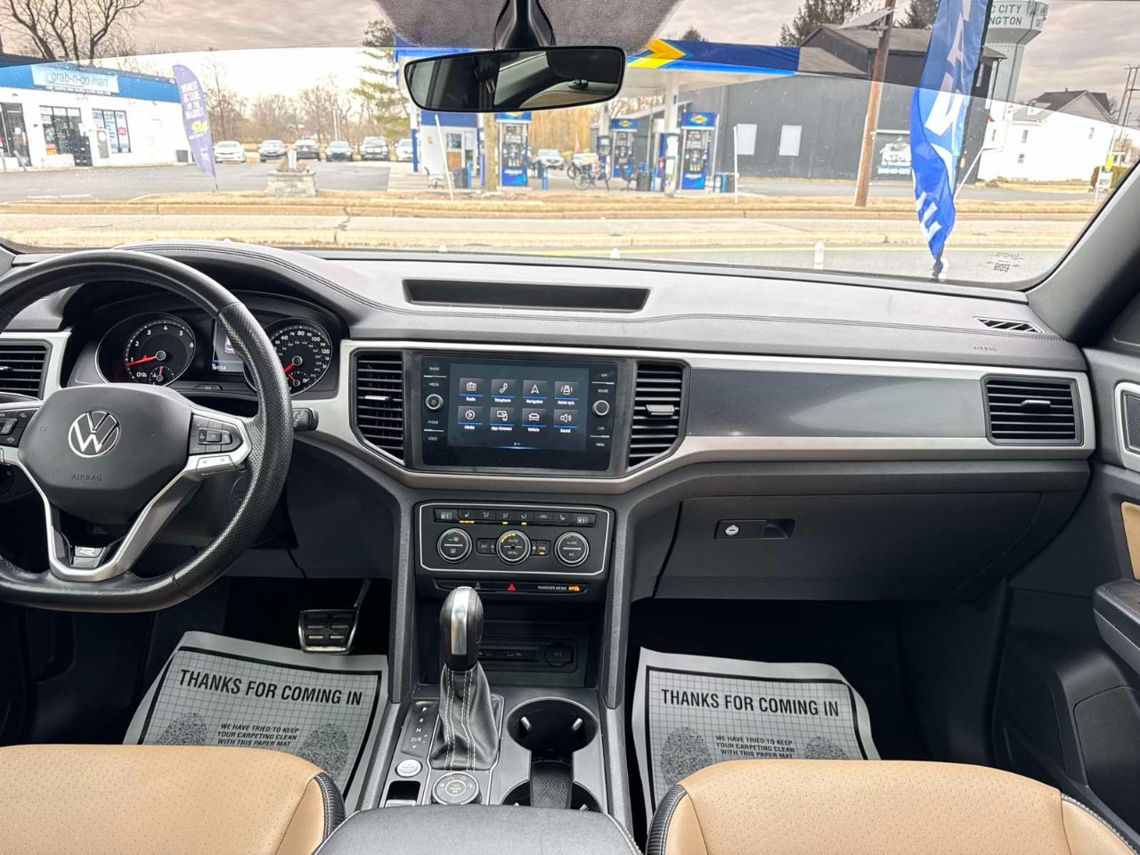 Volkswagen Atlas Cross Sport 3.6L V6 SE w/Technology R-Line 4MOTION 2021