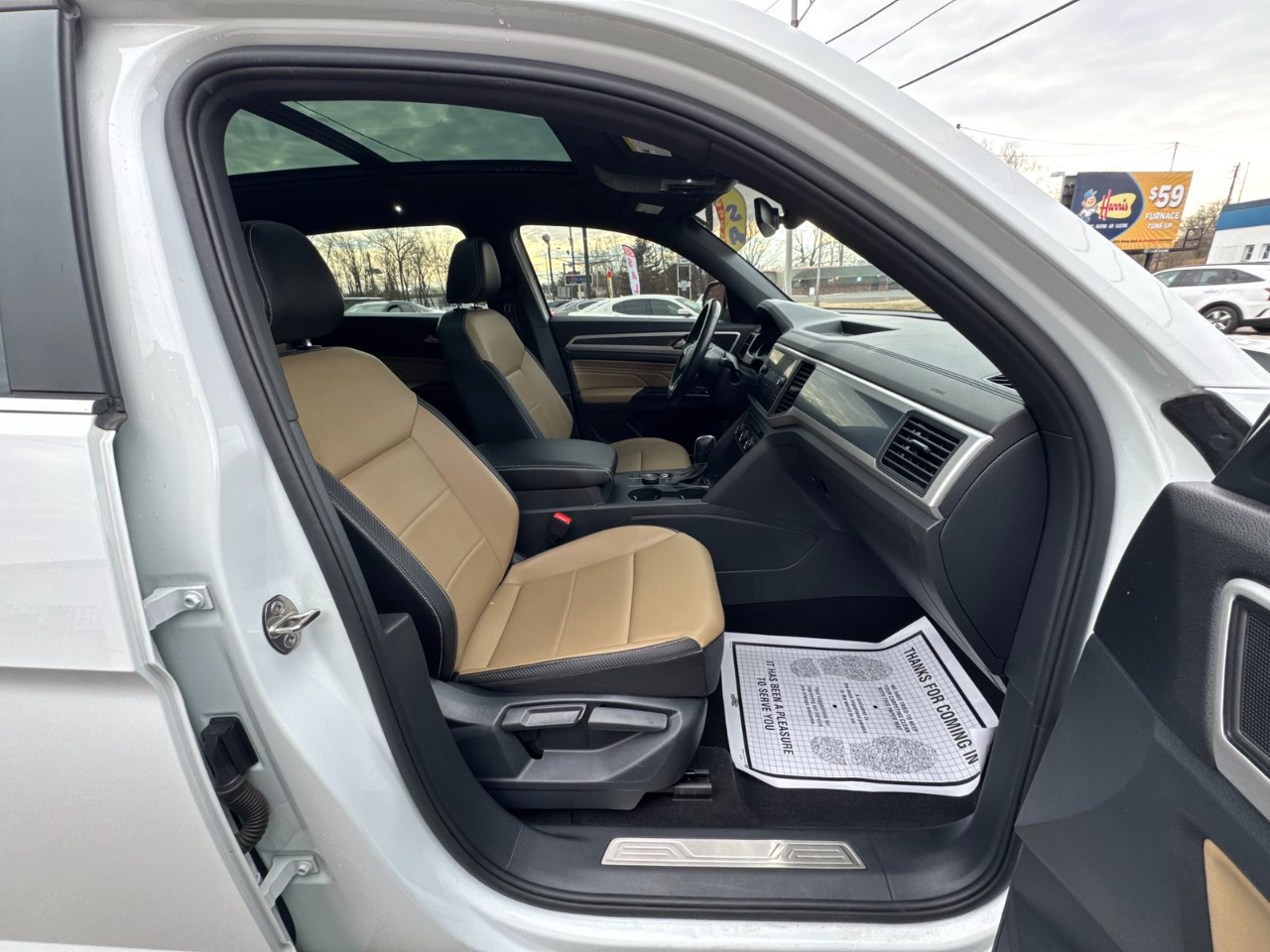 Volkswagen Atlas Cross Sport 3.6L V6 SE w/Technology R-Line 4MOTION 2021