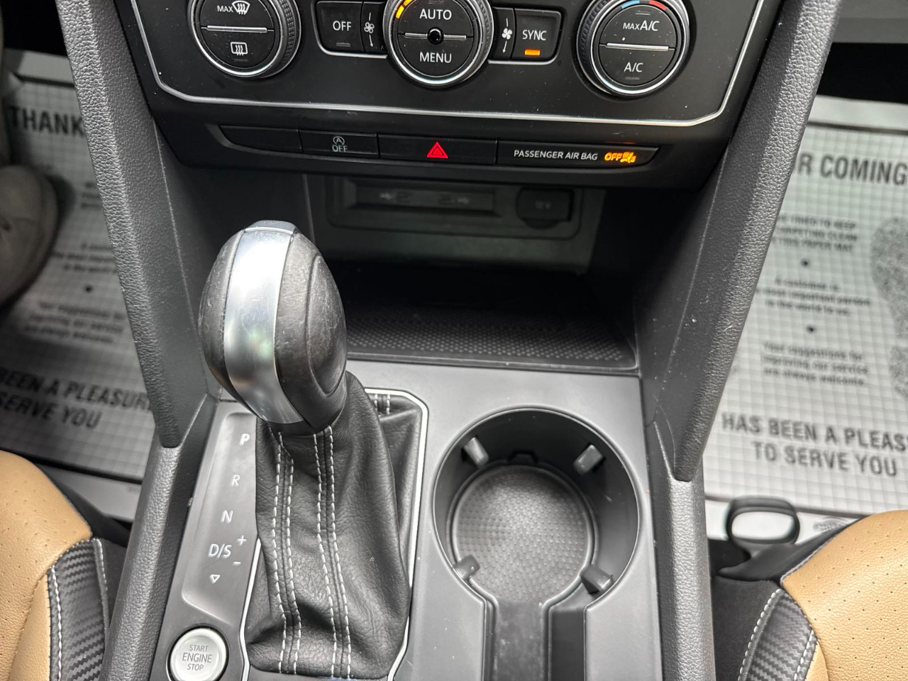 Volkswagen Atlas Cross Sport 3.6L V6 SE w/Technology R-Line 4MOTION 2021