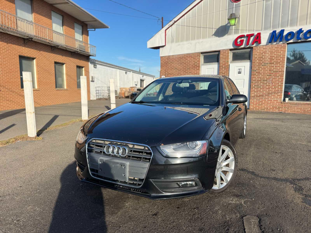 Audi A4 4dr Sdn Auto quattro 2.0T Premium Plus 2013