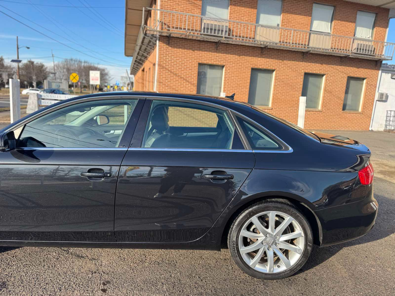 Audi A4 4dr Sdn Auto quattro 2.0T Premium Plus 2013