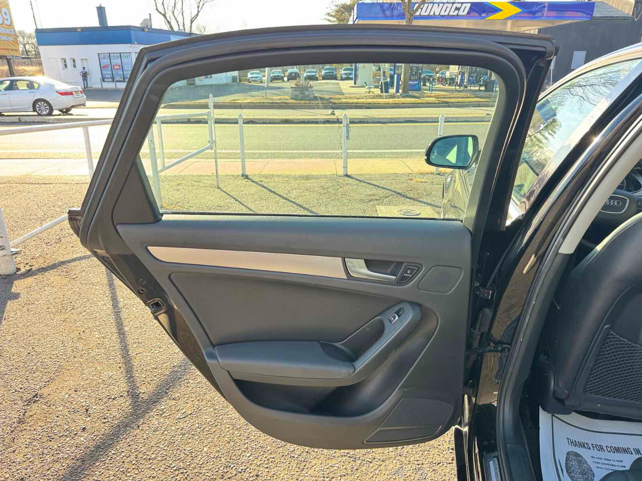 Audi A4 4dr Sdn Auto quattro 2.0T Premium Plus 2013