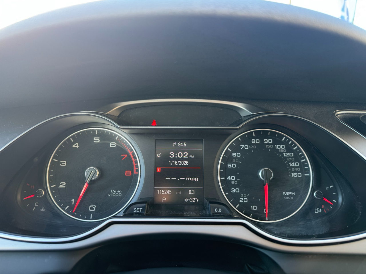 Audi A4 4dr Sdn Auto quattro 2.0T Premium Plus 2013