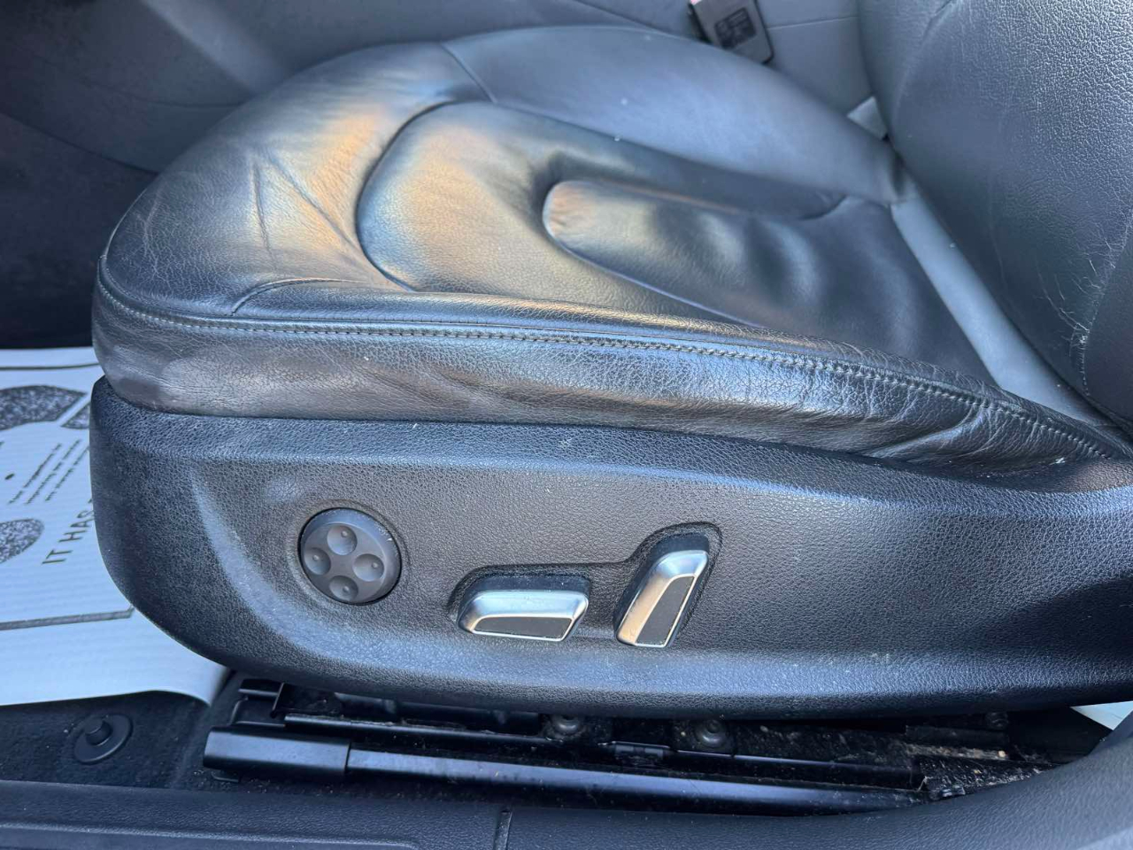 Audi A4 4dr Sdn Auto quattro 2.0T Premium Plus 2013