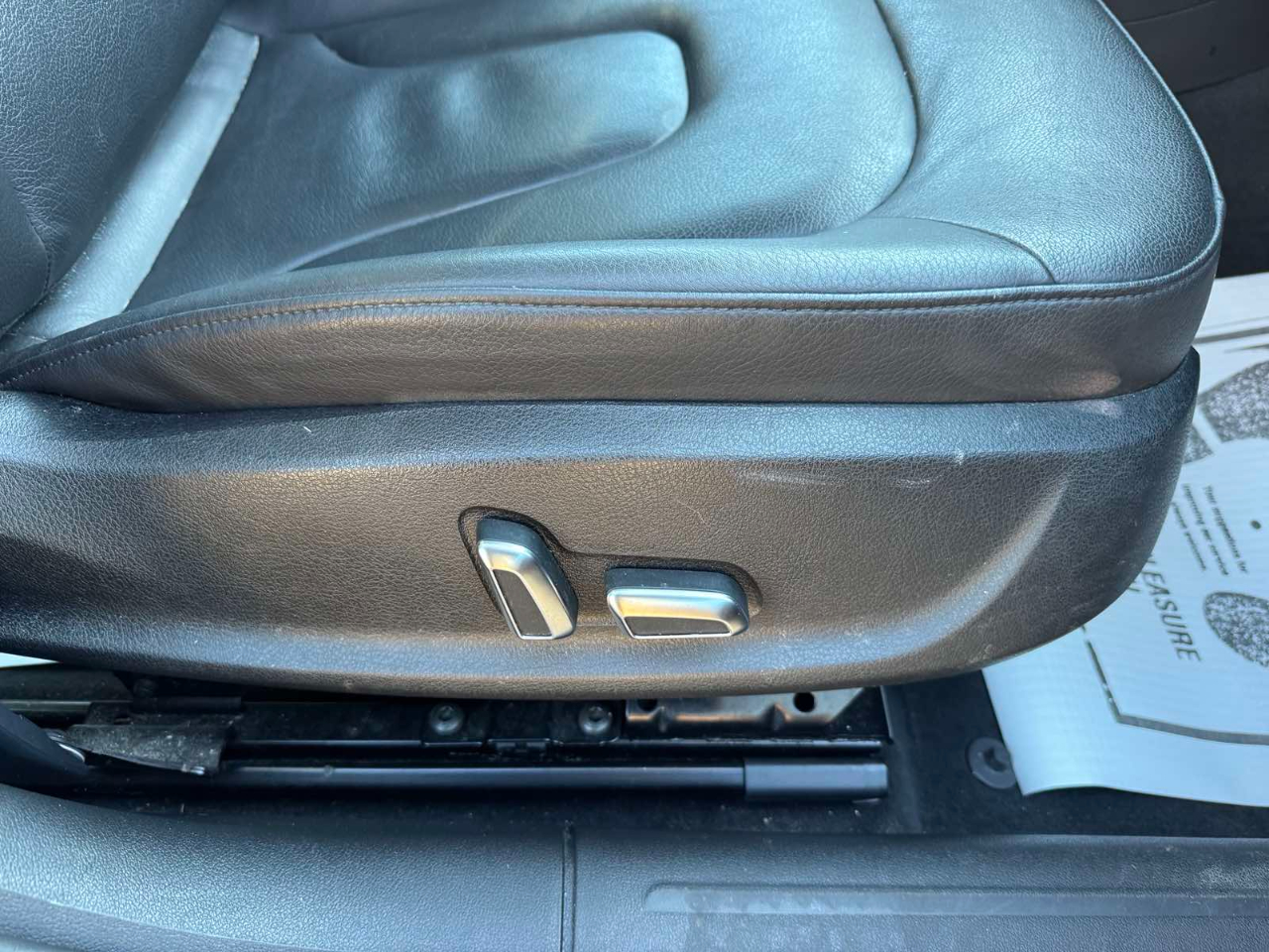 Audi A4 4dr Sdn Auto quattro 2.0T Premium Plus 2013