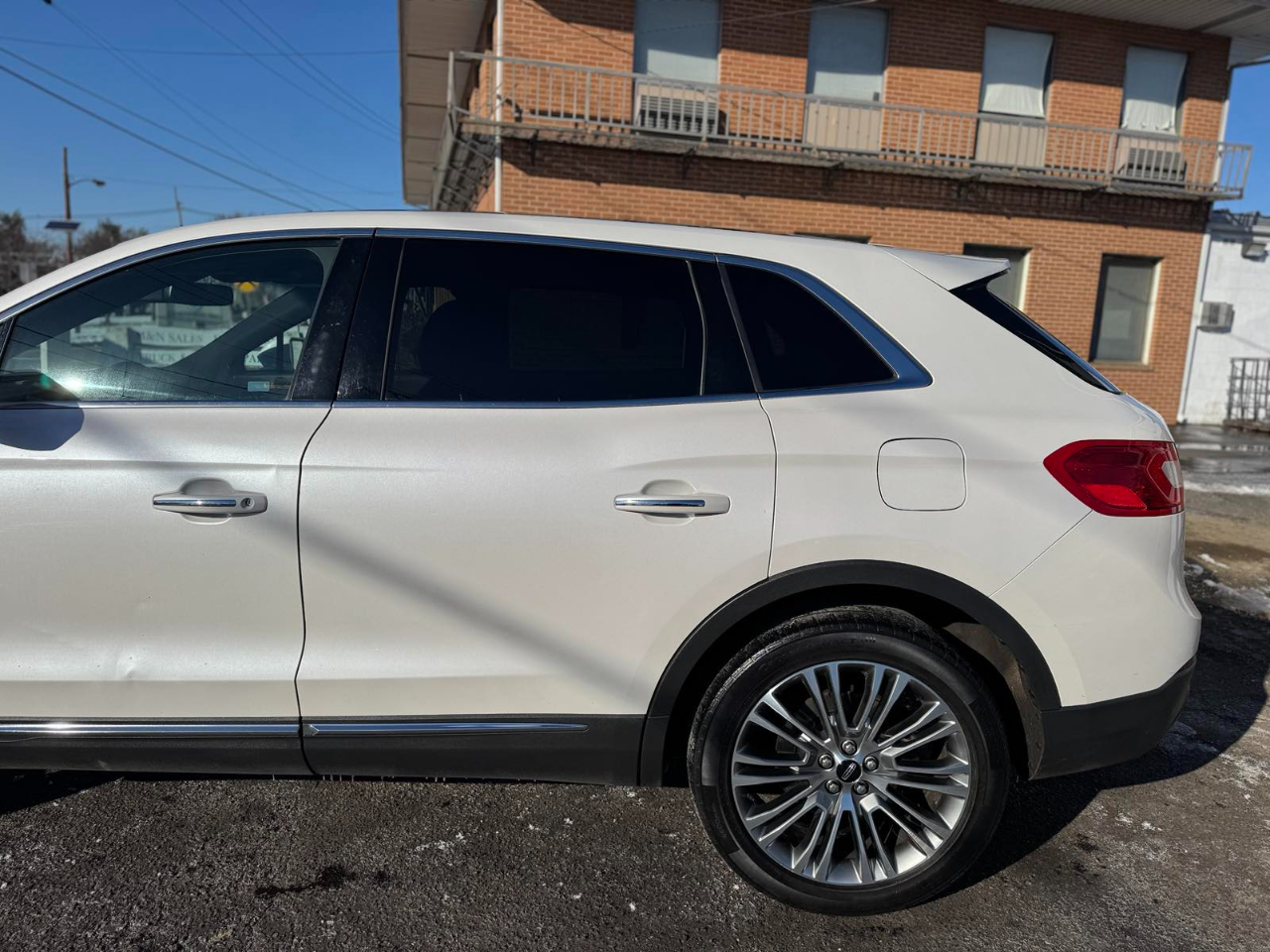 Lincoln MKX AWD 4dr Reserve 2016