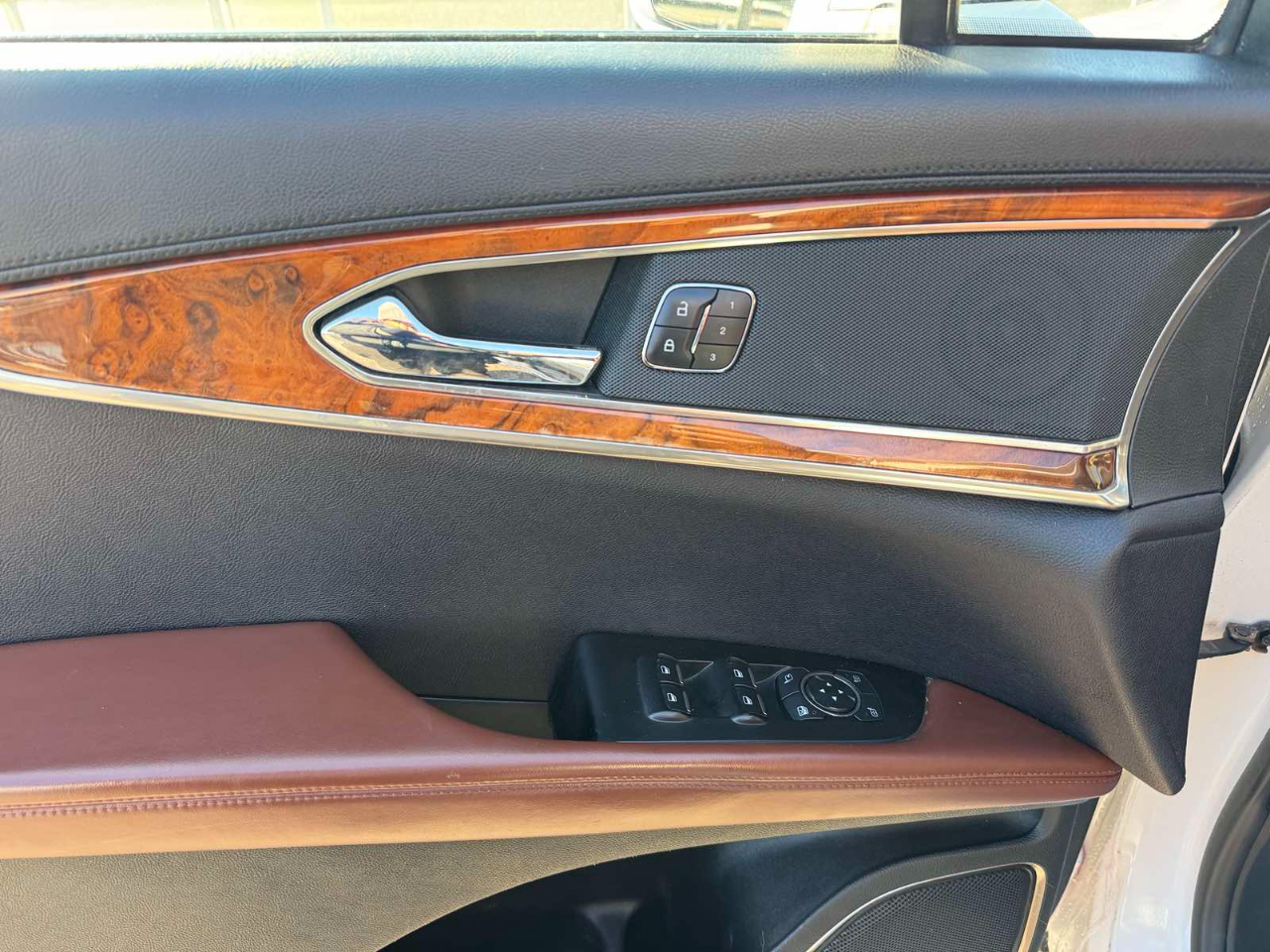 Lincoln MKX AWD 4dr Reserve 2016