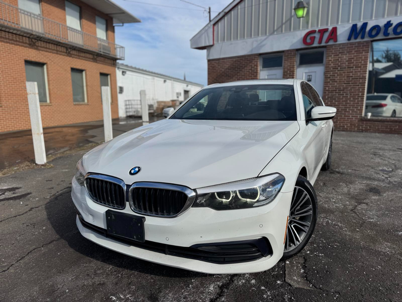 BMW 5 Series 530i xDrive Sedan 2019