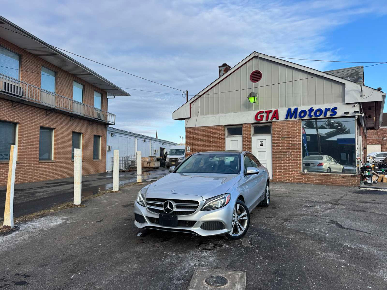 Mercedes-Benz C-Class 4dr Sdn C 300 4MATIC 2015