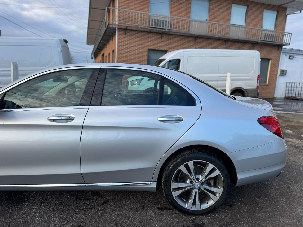 Mercedes-Benz C-Class 4dr Sdn C 300 4MATIC 2015