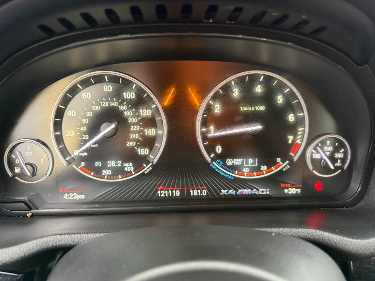 BMW X4 M40i Sports Activity Coupe 2017