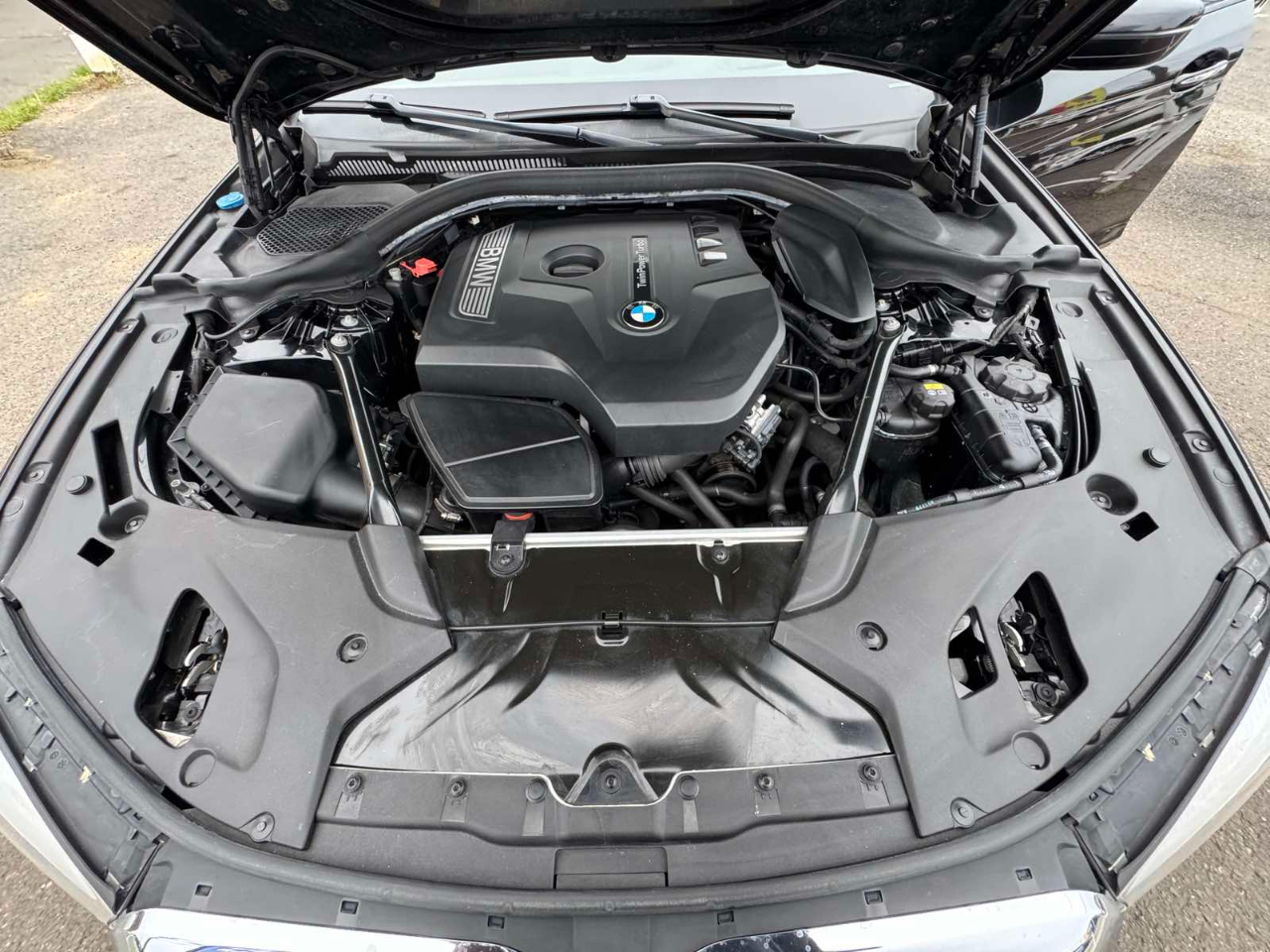 BMW 5 Series 530i xDrive Sedan 2017