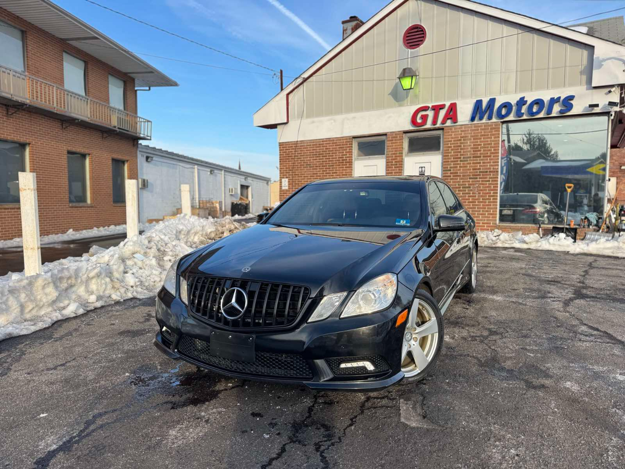 Mercedes-Benz E-Class 4dr Sdn E 350 Sport 4MATIC 2011