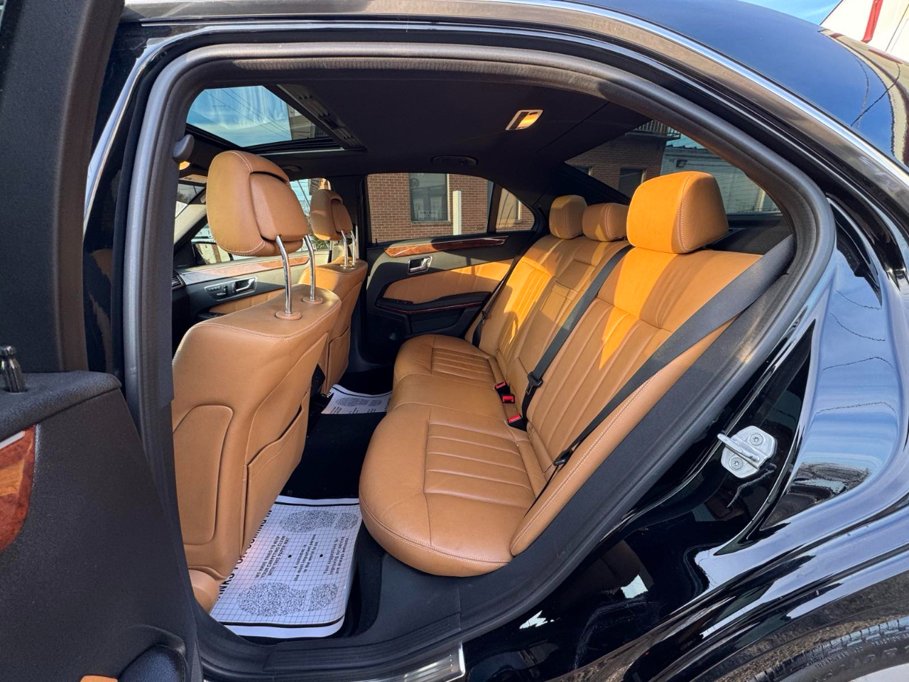 Mercedes-Benz E-Class 4dr Sdn E 350 Sport 4MATIC 2011