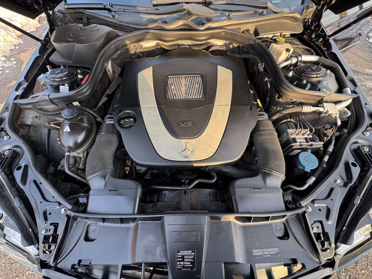 Mercedes-Benz E-Class 4dr Sdn E 350 Sport 4MATIC 2011