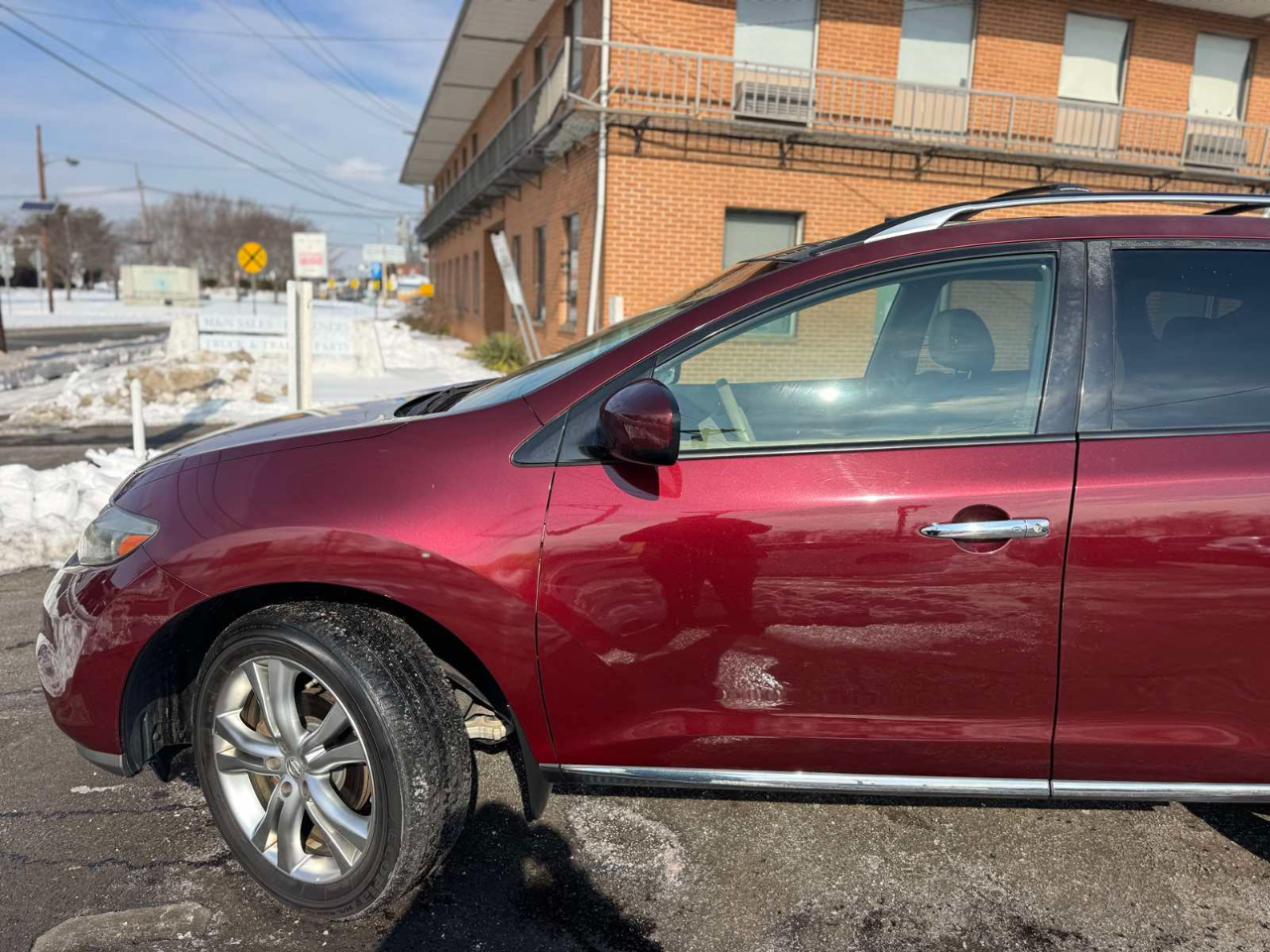 Nissan Murano AWD 4dr LE 2011