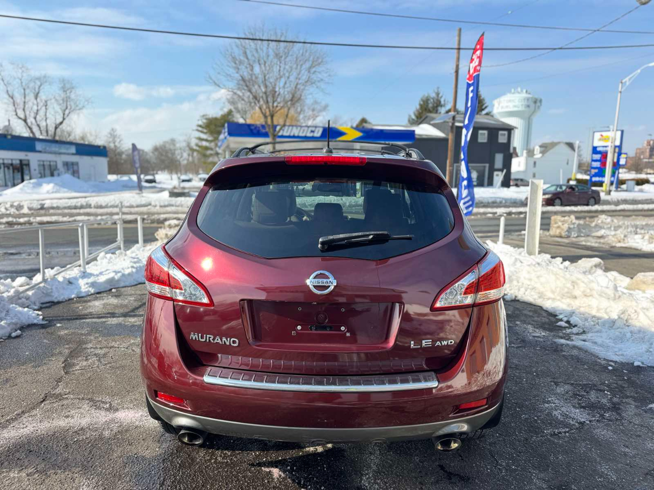 Nissan Murano AWD 4dr LE 2011