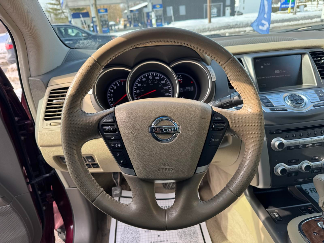 Nissan Murano AWD 4dr LE 2011