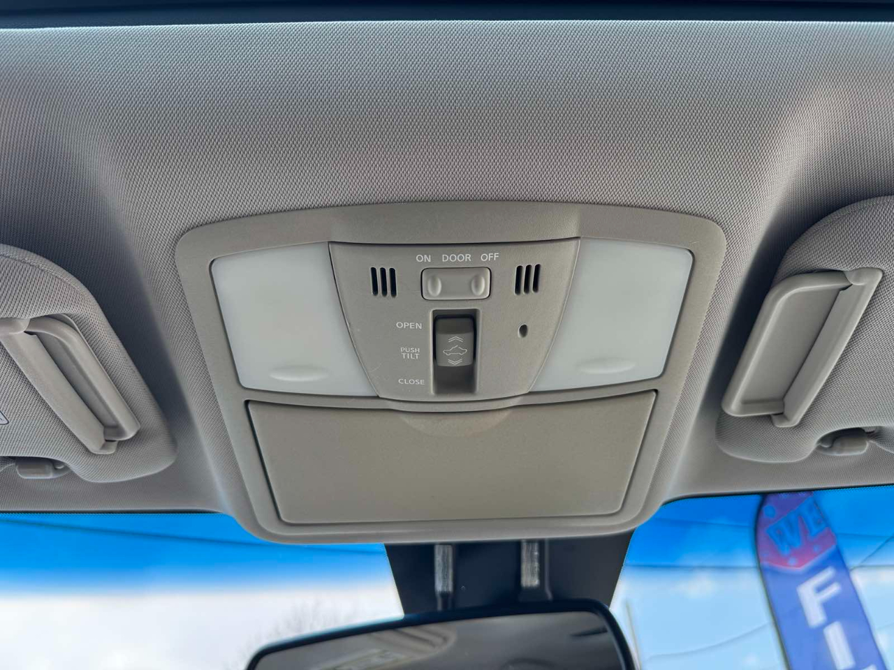 Nissan Murano AWD 4dr LE 2011