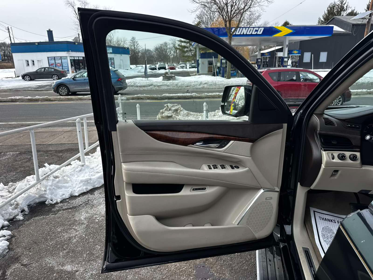 Cadillac Escalade 4WD 4dr Premium 2015