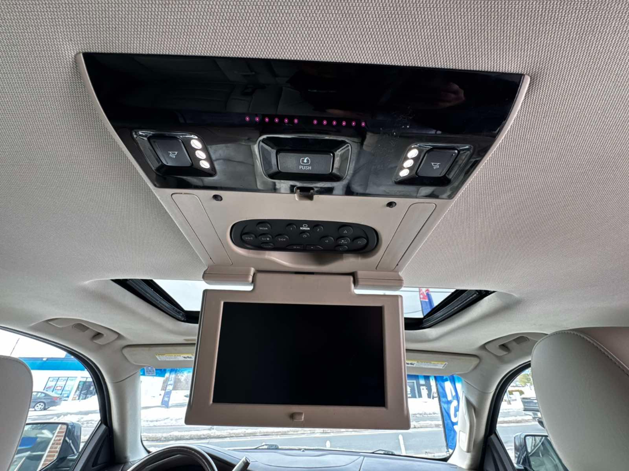 Cadillac Escalade 4WD 4dr Premium 2015