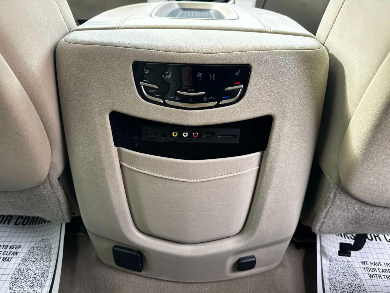 Cadillac Escalade 4WD 4dr Premium 2015