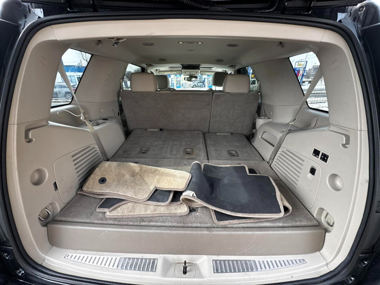 Cadillac Escalade 4WD 4dr Premium 2015