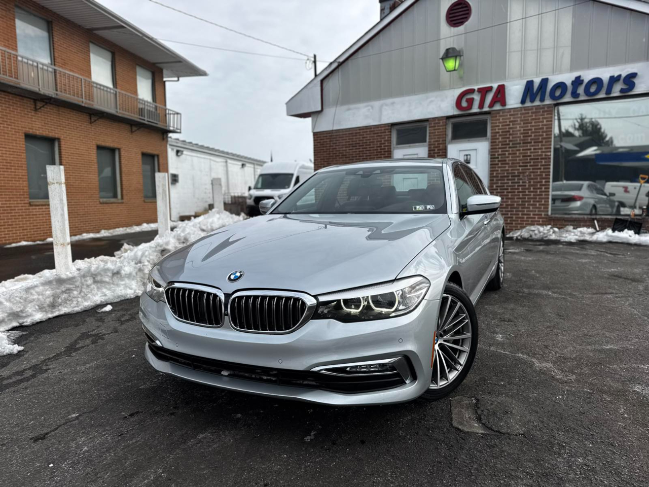 BMW 5 Series 530i xDrive Sedan 2017