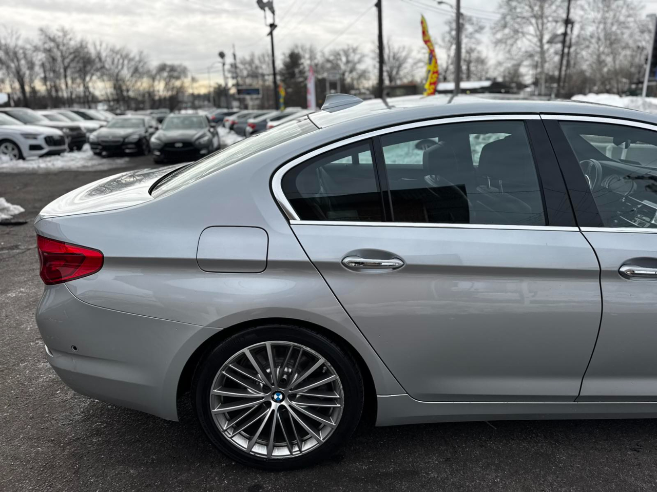 BMW 5 Series 530i xDrive Sedan 2017