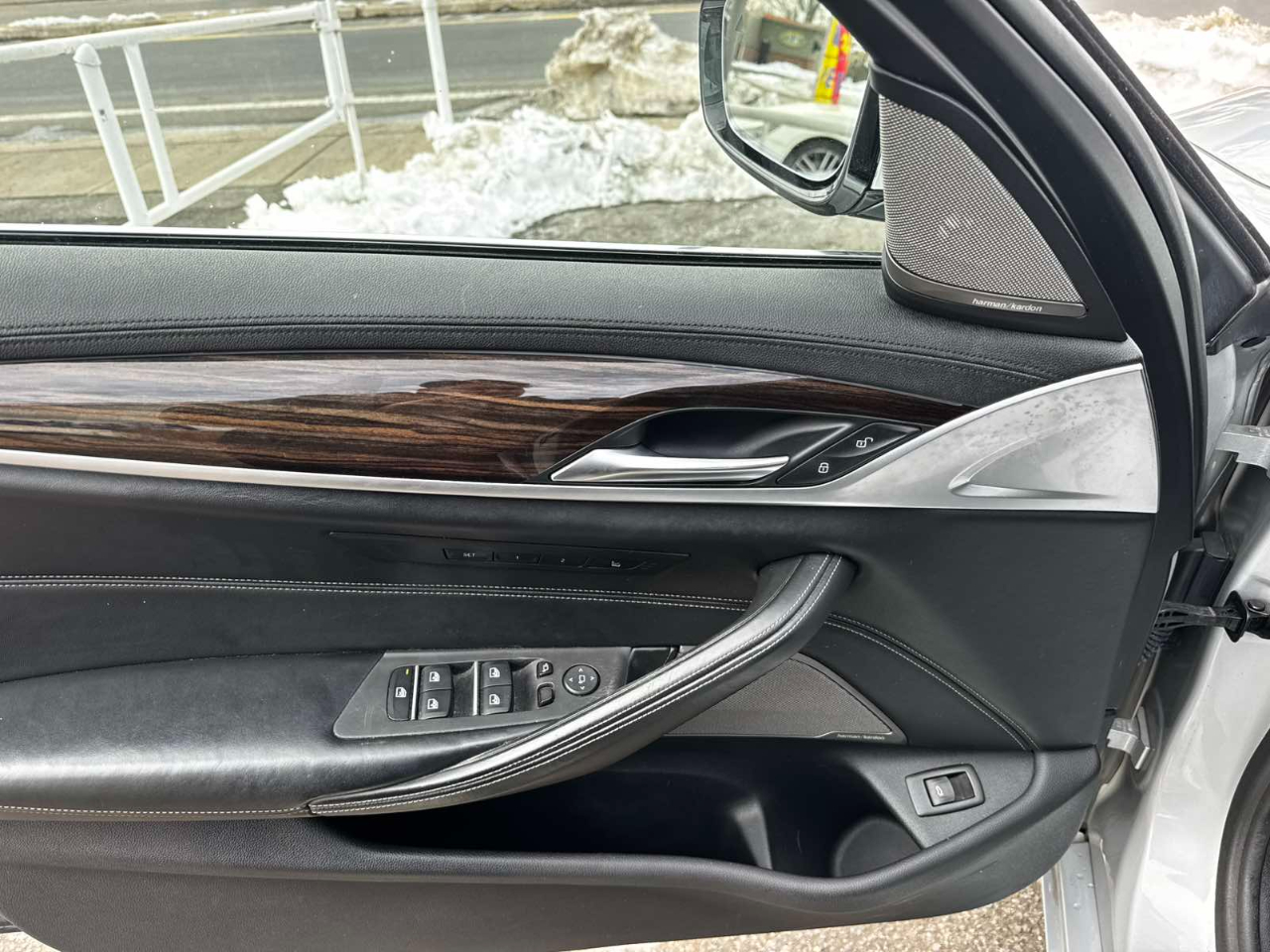 BMW 5 Series 530i xDrive Sedan 2017