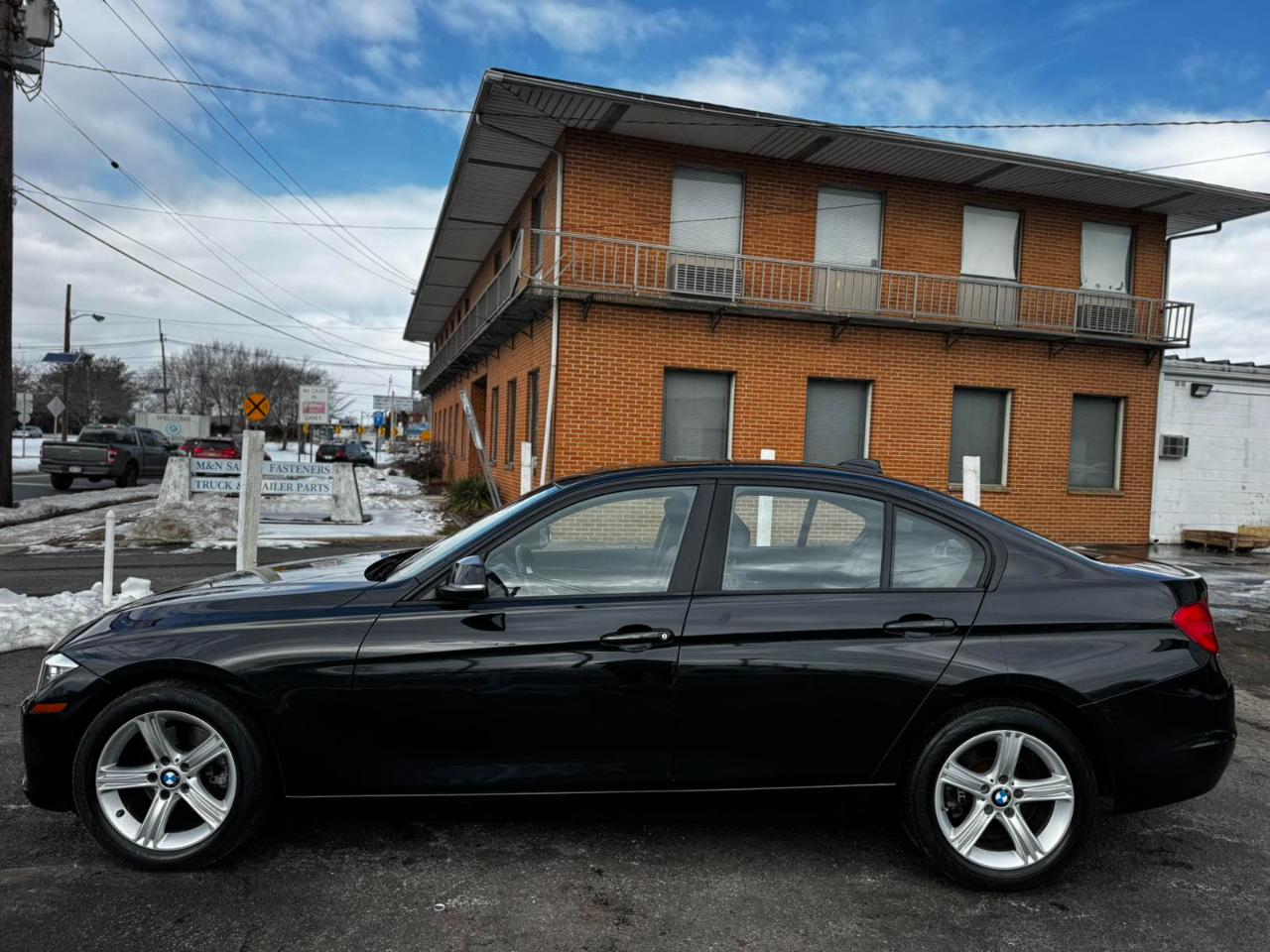 BMW 3 Series 4dr Sdn 328i xDrive AWD SULEV South Africa 2013