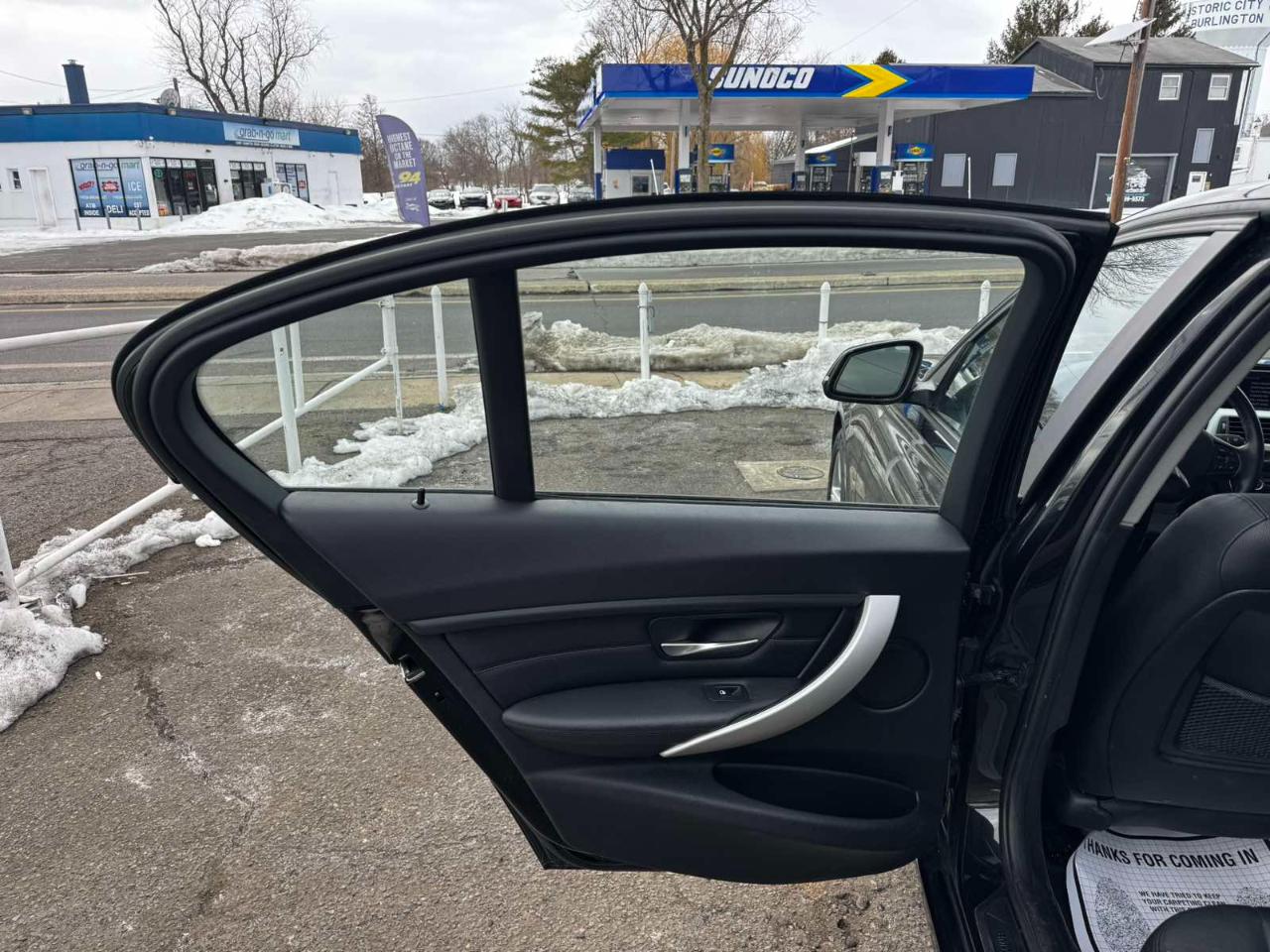 BMW 3 Series 4dr Sdn 328i xDrive AWD SULEV South Africa 2013