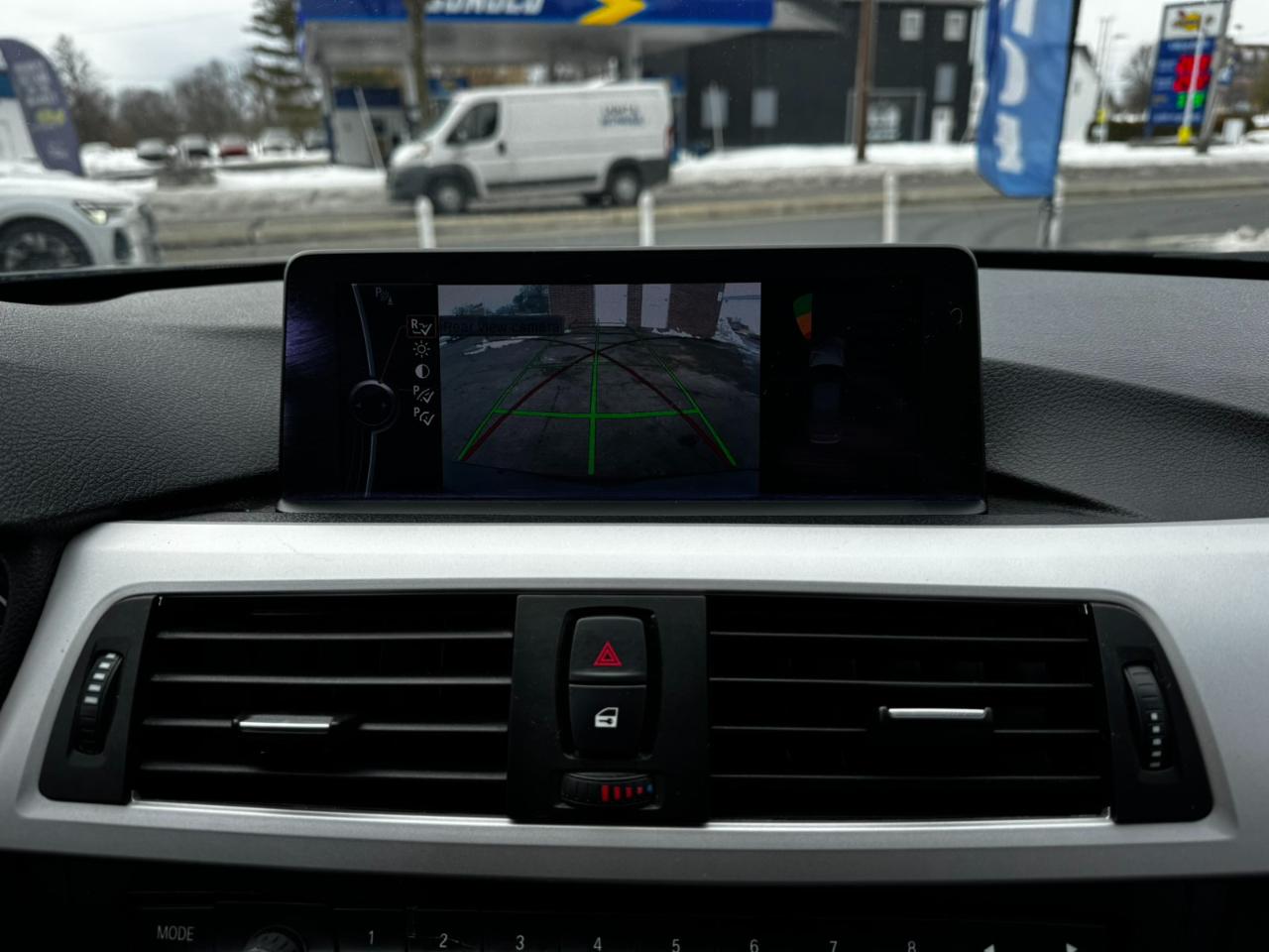 BMW 3 Series 4dr Sdn 328i xDrive AWD SULEV South Africa 2013