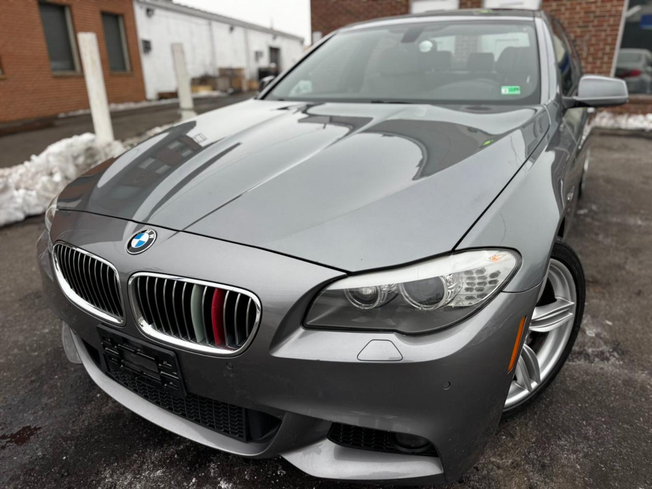 BMW 5 Series 4dr Sdn 535i RWD 2013