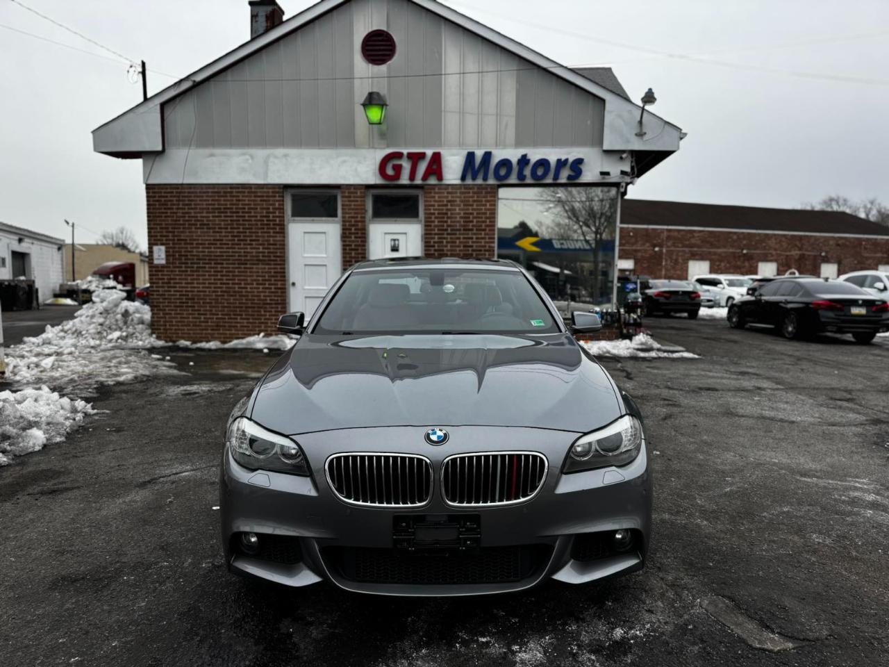 BMW 5 Series 4dr Sdn 535i RWD 2013