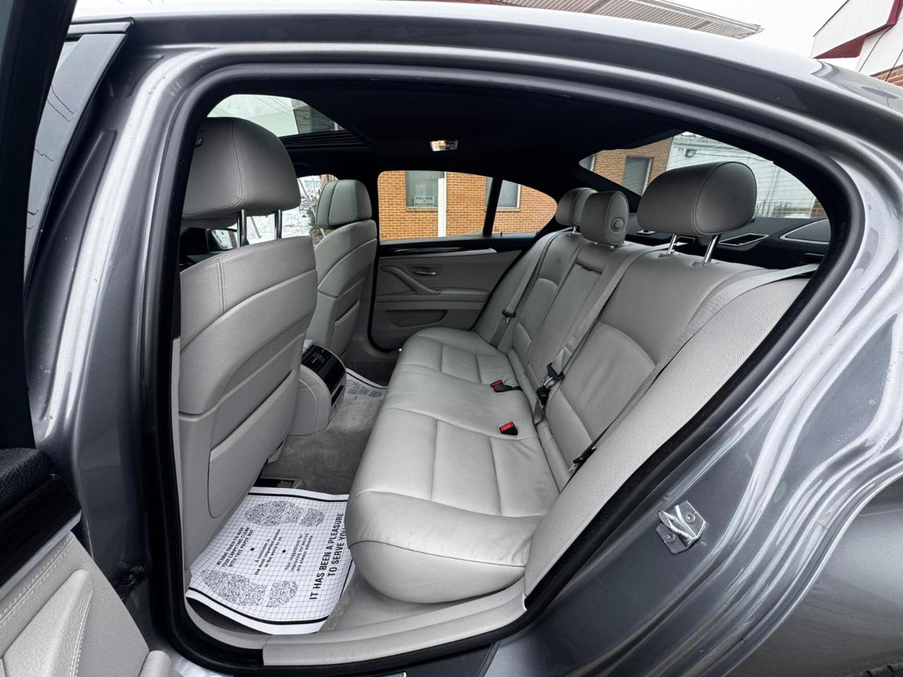 BMW 5 Series 4dr Sdn 535i RWD 2013