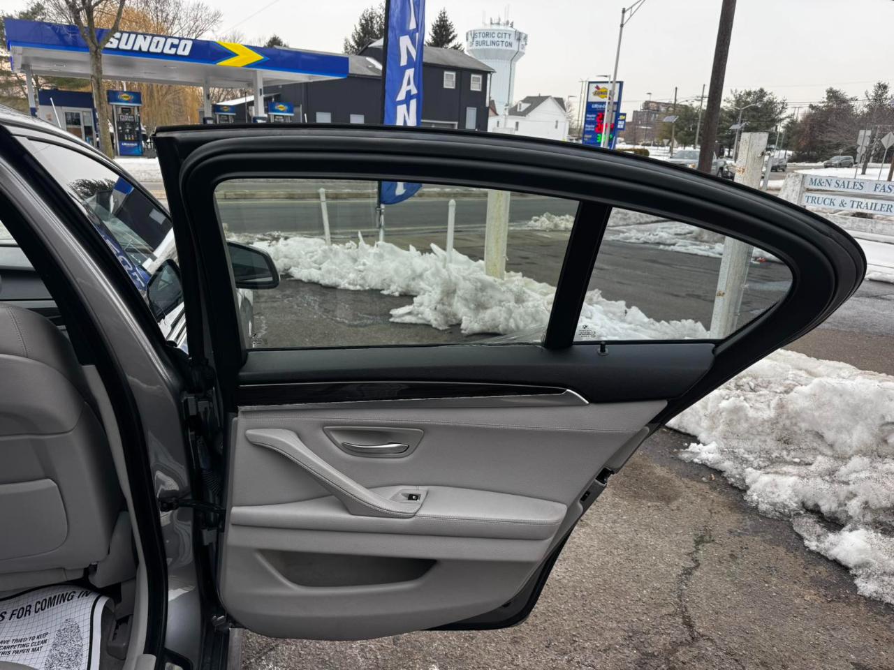 BMW 5 Series 4dr Sdn 535i RWD 2013