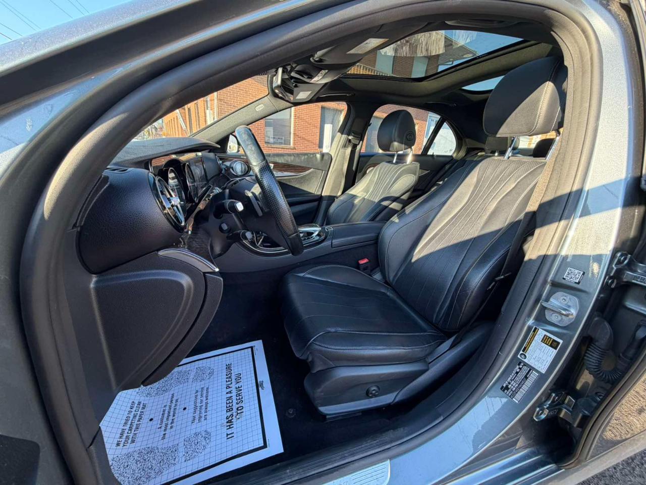 Mercedes-Benz E-Class E 300 Sport 4MATIC Sedan 2017