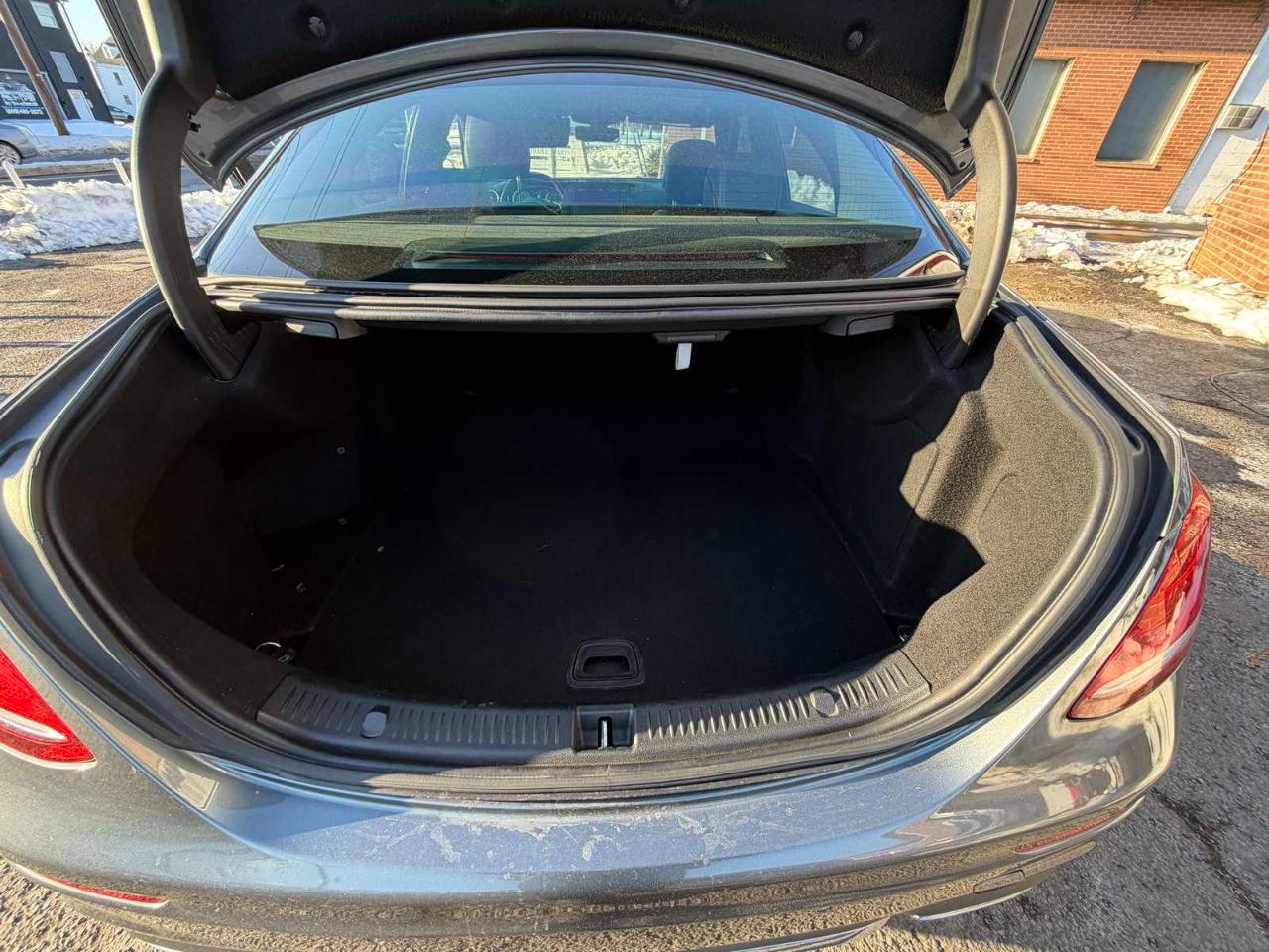 Mercedes-Benz E-Class E 300 Sport 4MATIC Sedan 2017