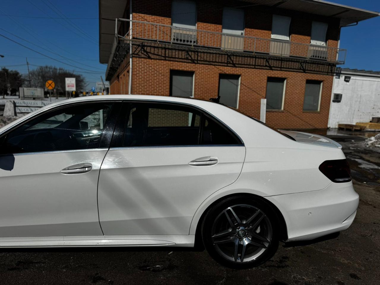 Mercedes-Benz E-Class 4dr Sdn E 350 Sport 4MATIC 2014