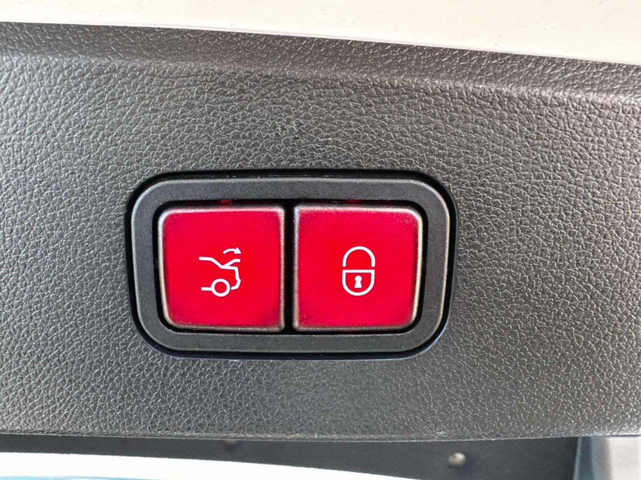 Mercedes-Benz E-Class 4dr Sdn E 350 Sport 4MATIC 2014