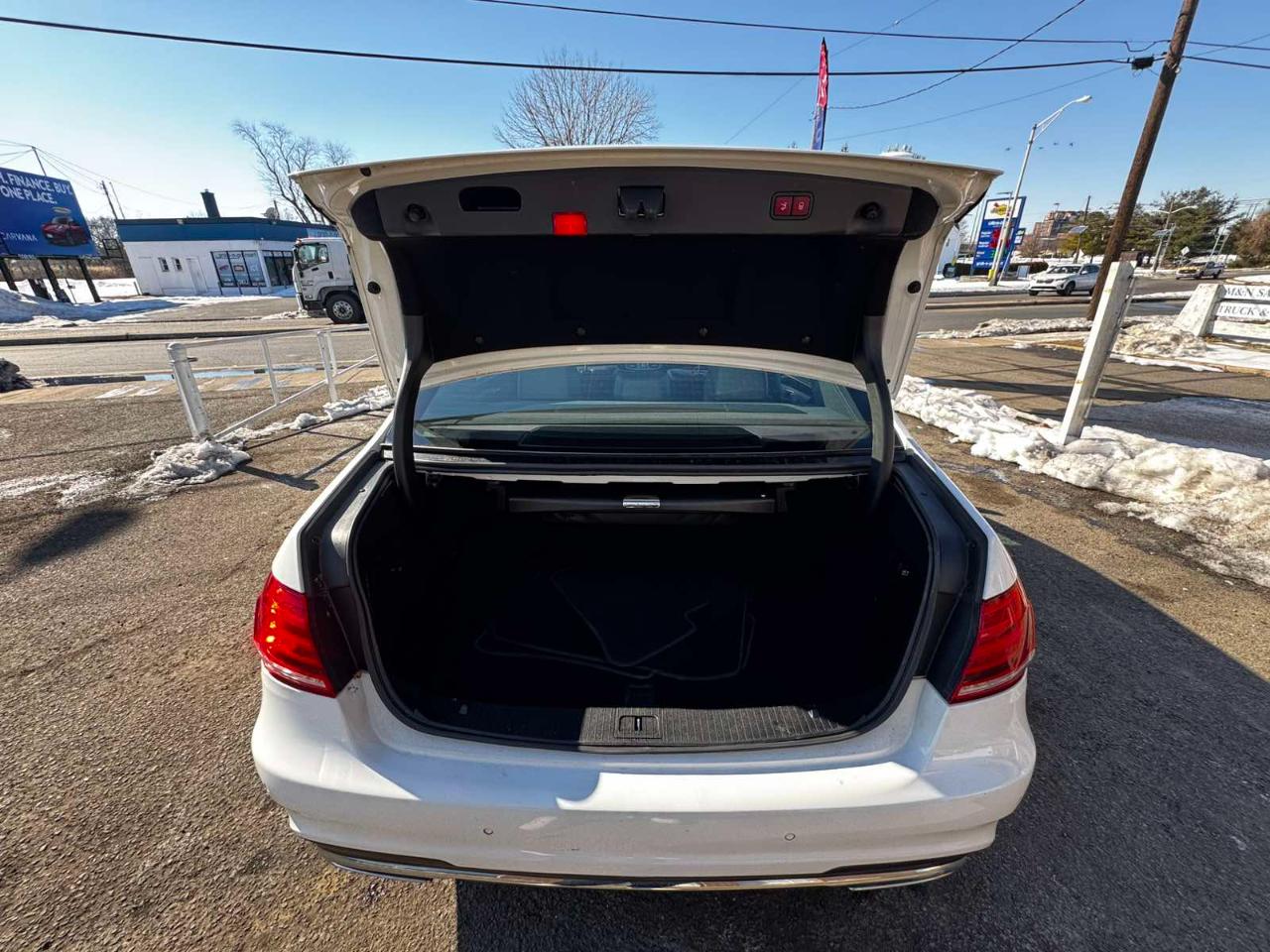 Mercedes-Benz E-Class 4dr Sdn E 350 Sport 4MATIC 2014