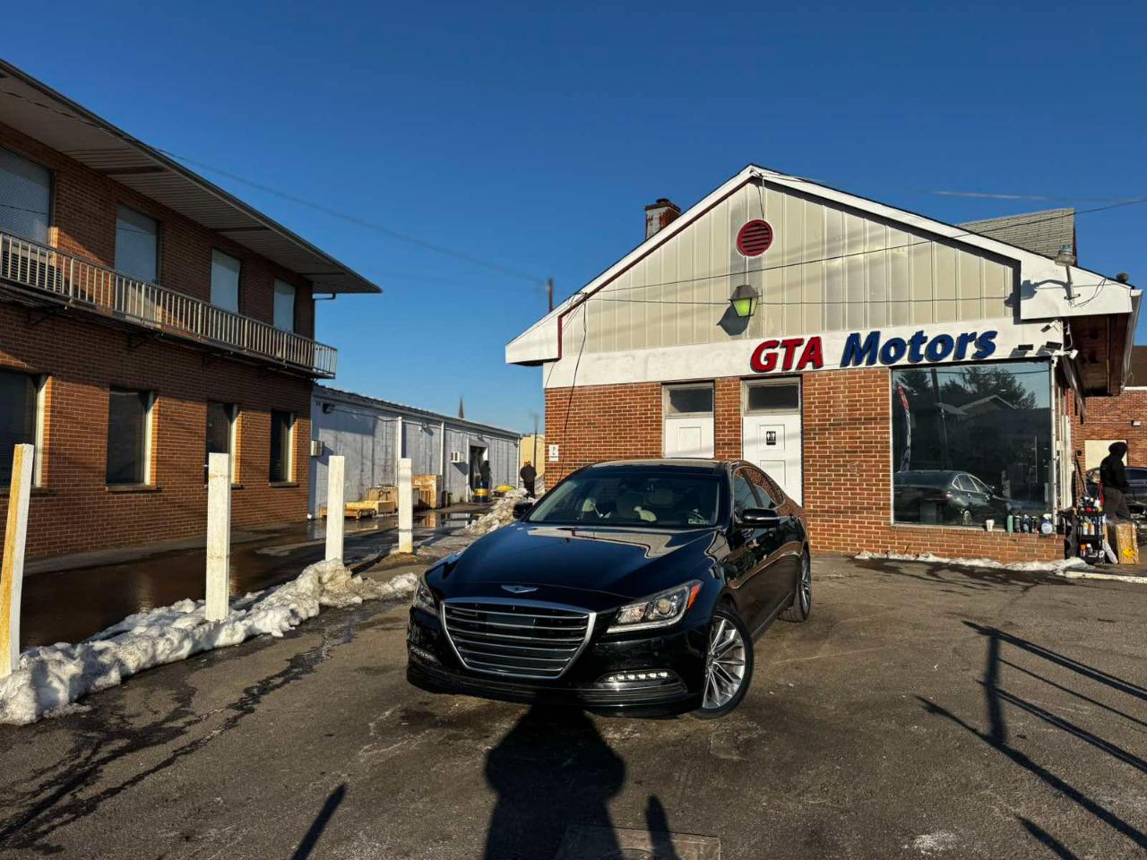 Hyundai Genesis 4dr Sdn V6 3.8L AWD 2016