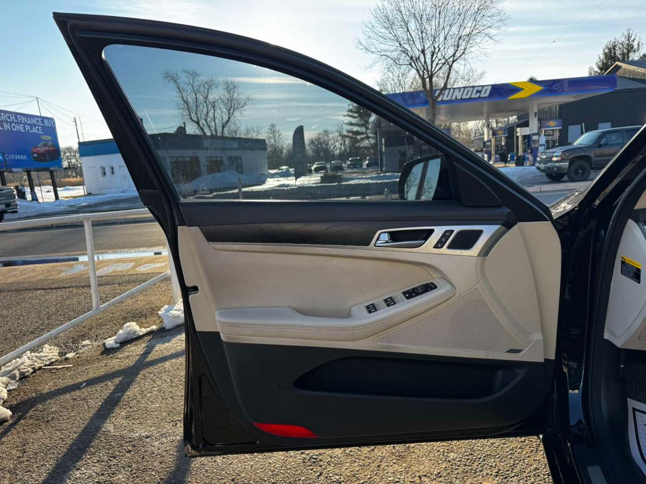 Hyundai Genesis 4dr Sdn V6 3.8L AWD 2016