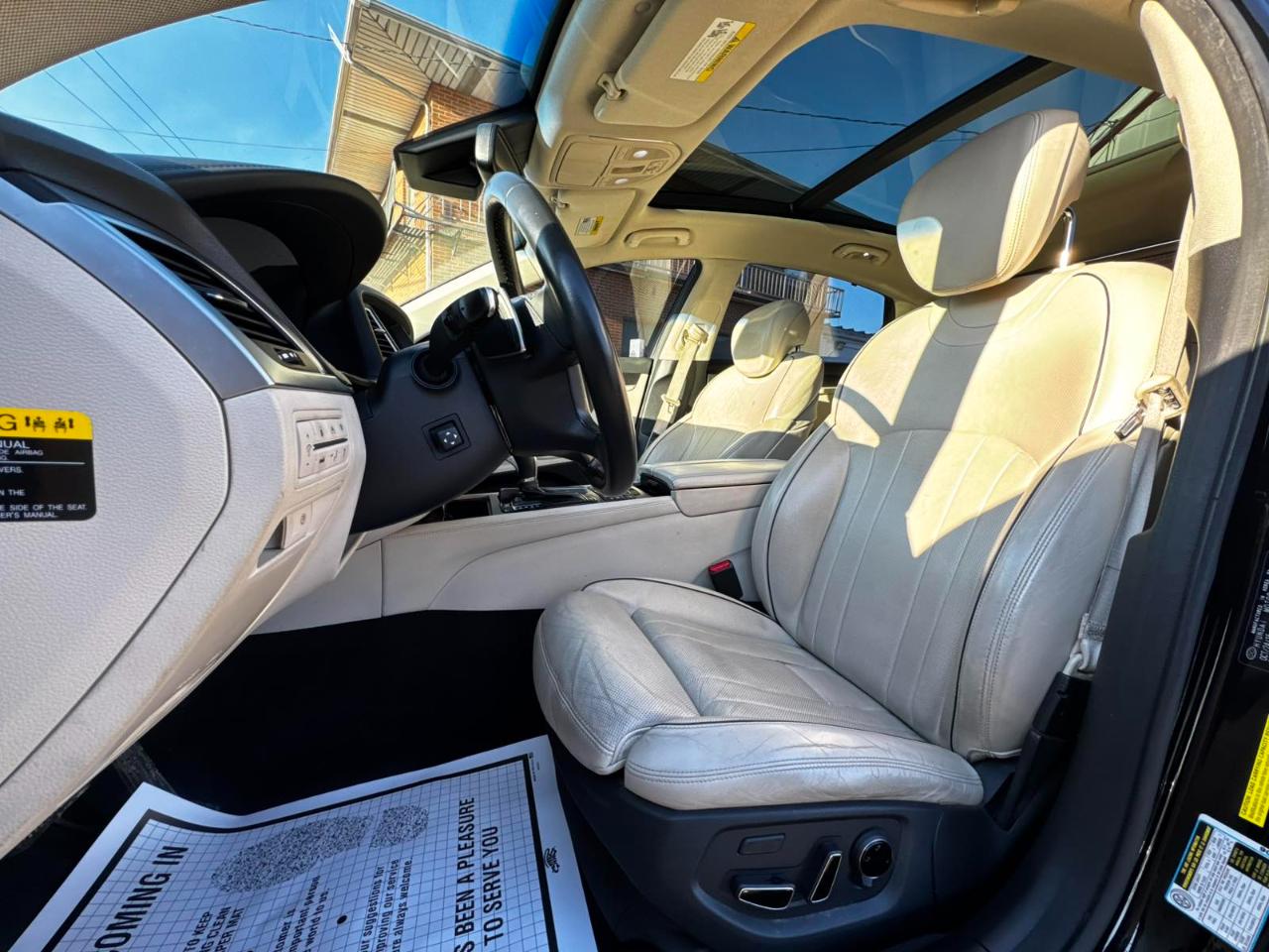 Hyundai Genesis 4dr Sdn V6 3.8L AWD 2016