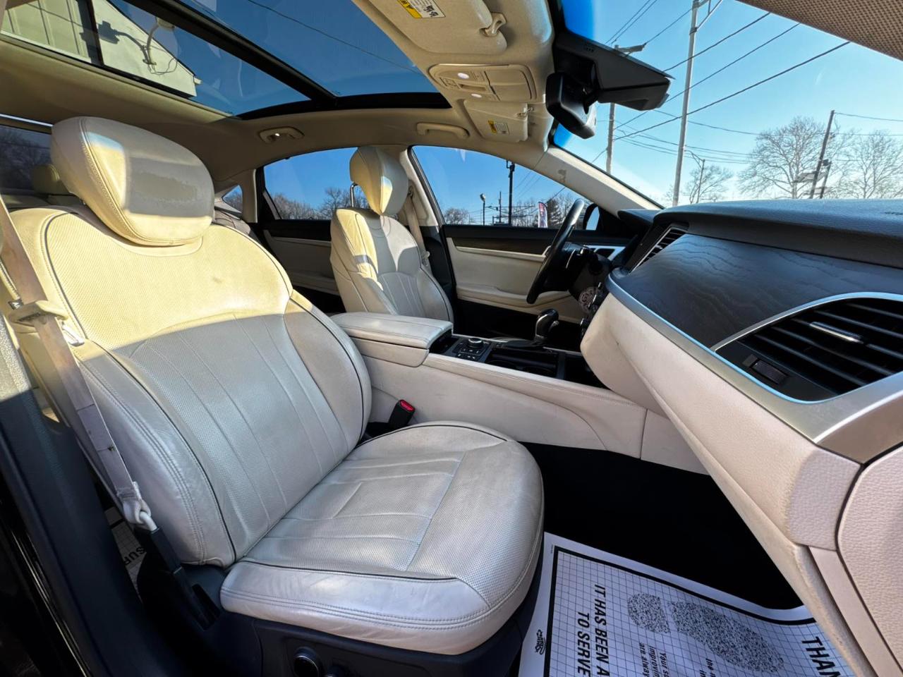 Hyundai Genesis 4dr Sdn V6 3.8L AWD 2016