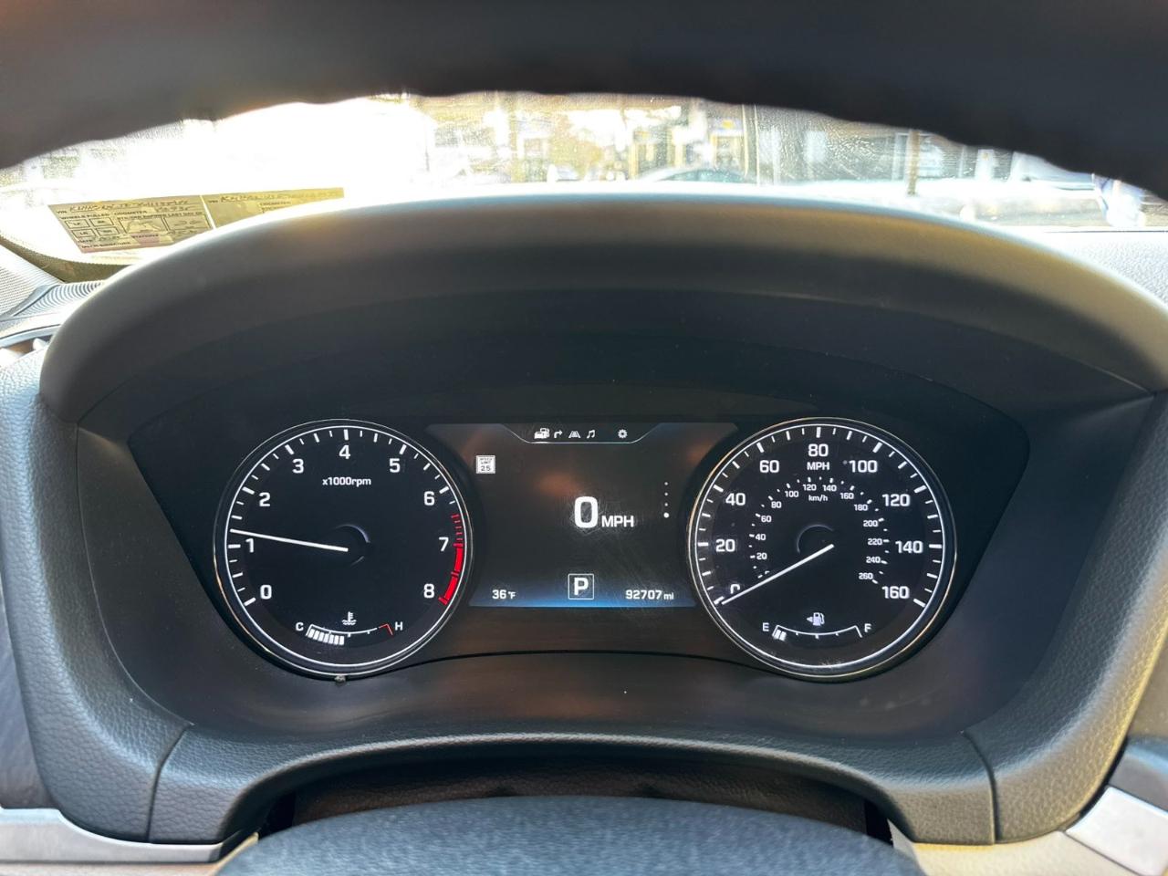 Hyundai Genesis 4dr Sdn V6 3.8L AWD 2016